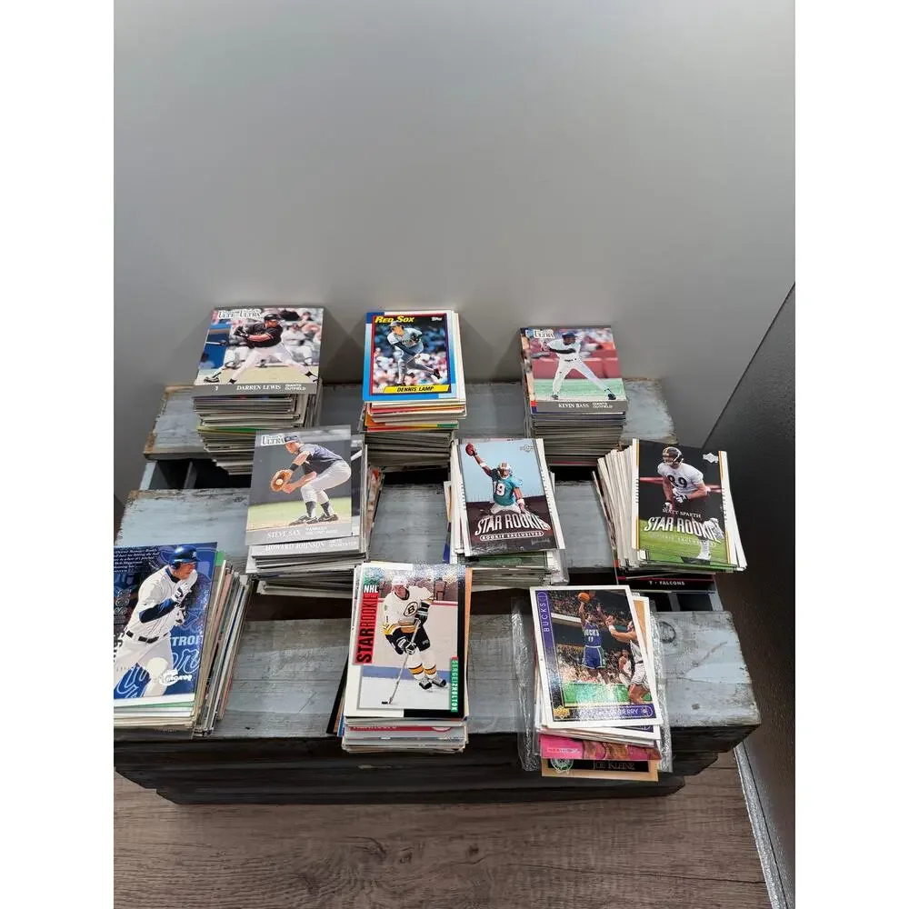 Huge Sport Trading Card Lot-Baseball Football Hockey Basketball Topps Upper Deck